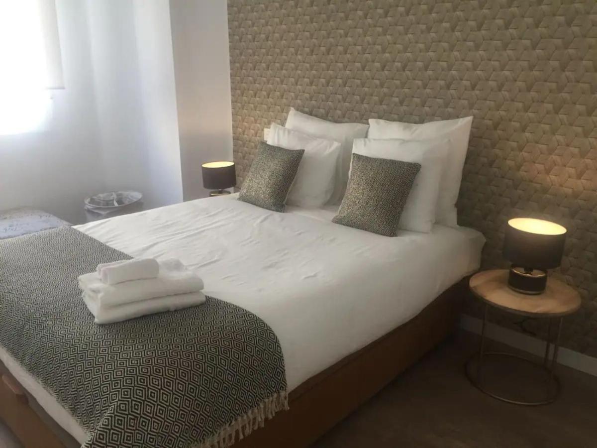 Retiro Park Apartments Madrid Bagian luar foto