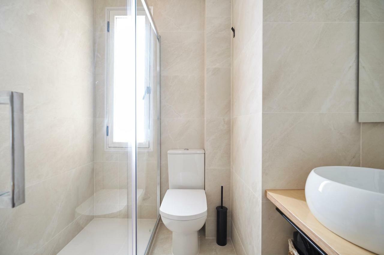 Retiro Park Apartments Madrid Bagian luar foto